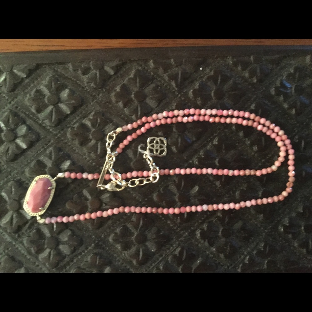 New style Kendra Scott necklace